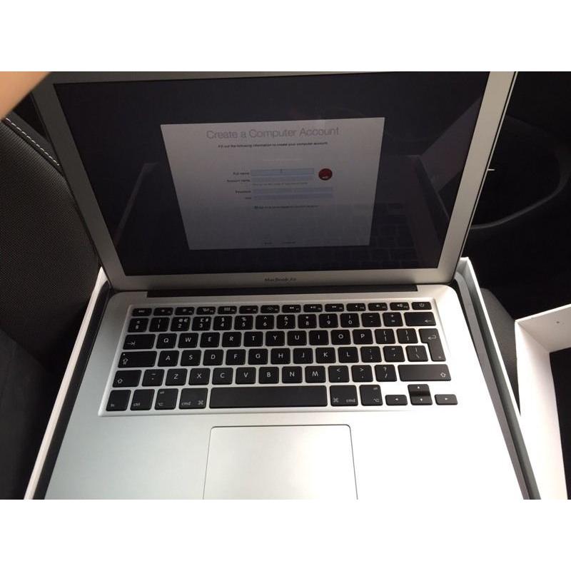 Mac Book Air 13inch A1466