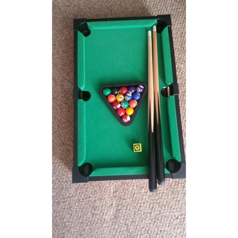 Kids pool table