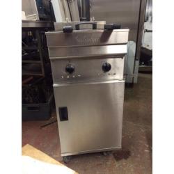 Commercial fryer
