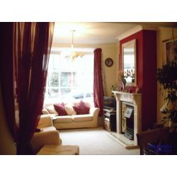 Comfortable single room to rent in 3-bed house in Caversham