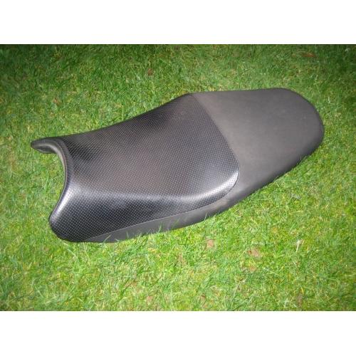 SUZUKI BANDIT 600- GSF 600 Mk2 SEAT