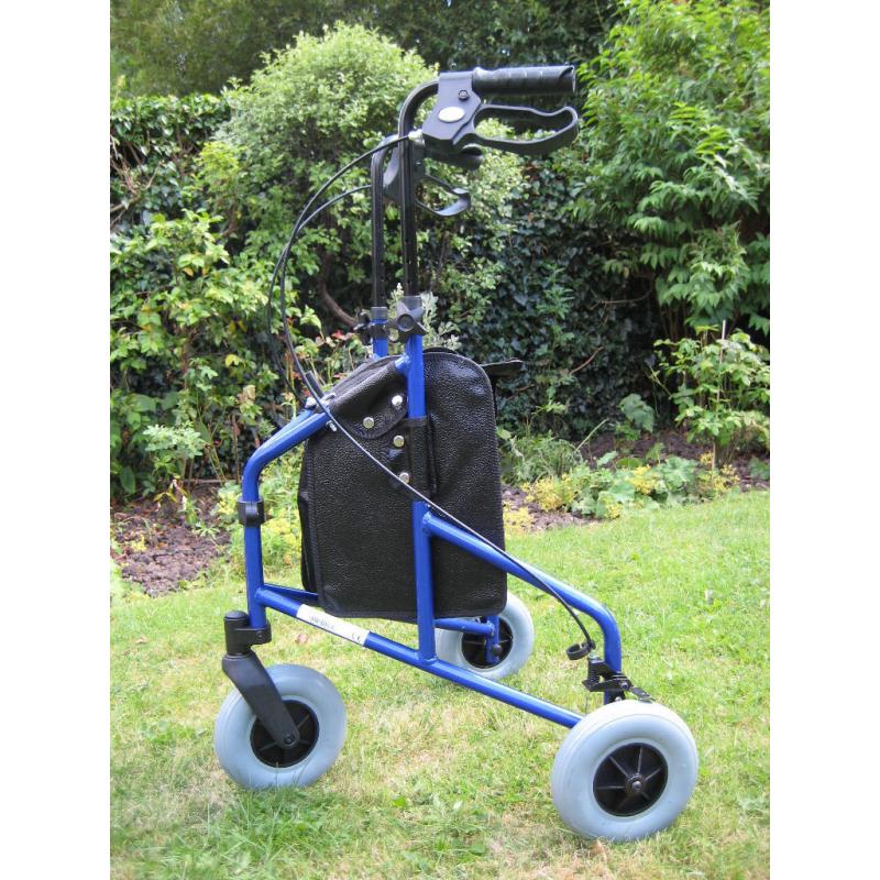 Z-Tec deluxe folding aluminium 3 wheel tri-walker / mobility aid
