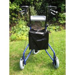 Z-Tec deluxe folding aluminium 3 wheel tri-walker / mobility aid