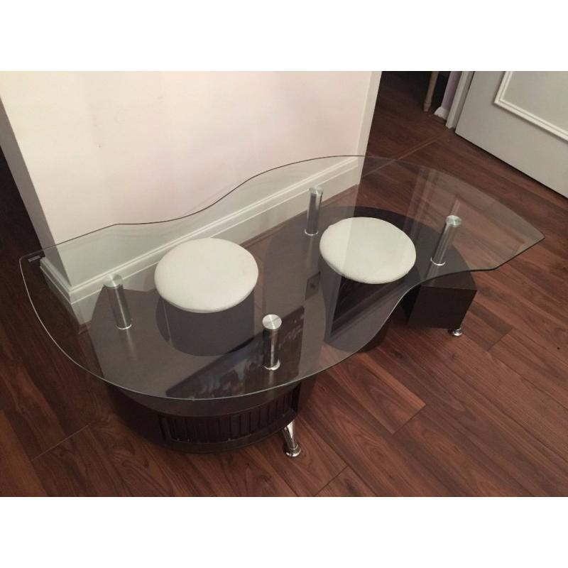 Coffee Table and 2 Stools