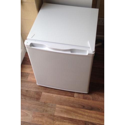 Small frost free freezer