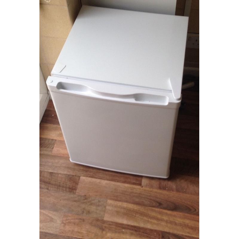 Small frost free freezer