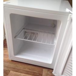 Small frost free freezer
