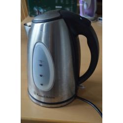 Brushed steel kettle and 4 slice toaster