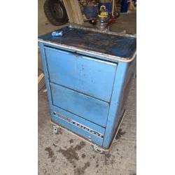 Tool trolley