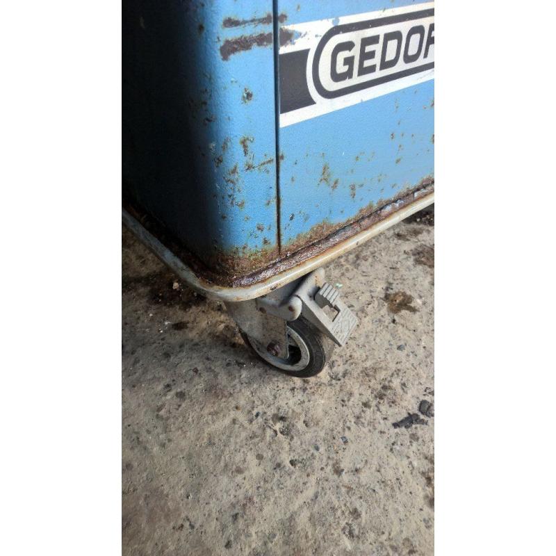 Tool trolley