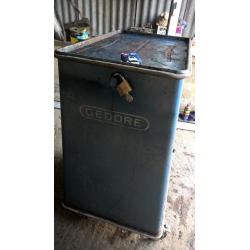 Tool trolley