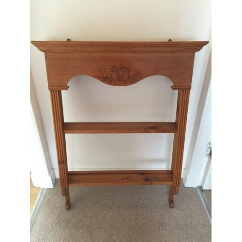 Pine shelf unit