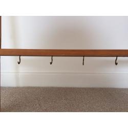 Pine shelf unit