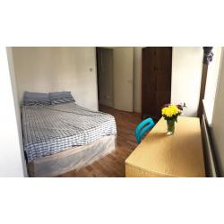 Room to rent zone 2