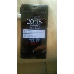 Sony xperia z3 with cracked screen