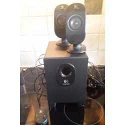 Logitech X-210 2.1 Sound System