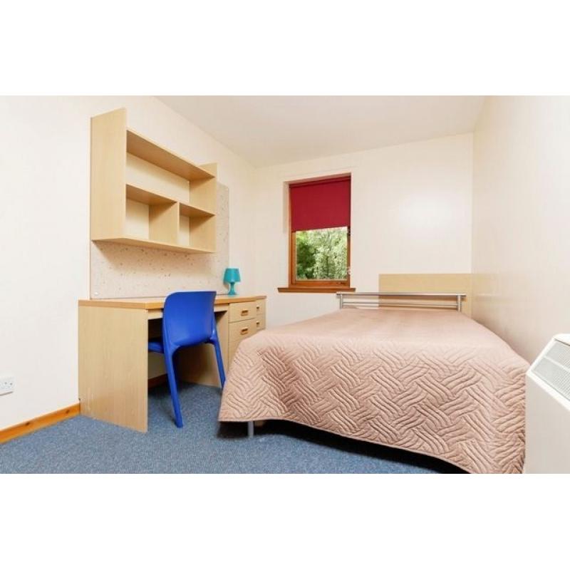 FLATSHARE: Double bedrooms in Fountainbridge with Wi-Fi available NOW – NO FEES