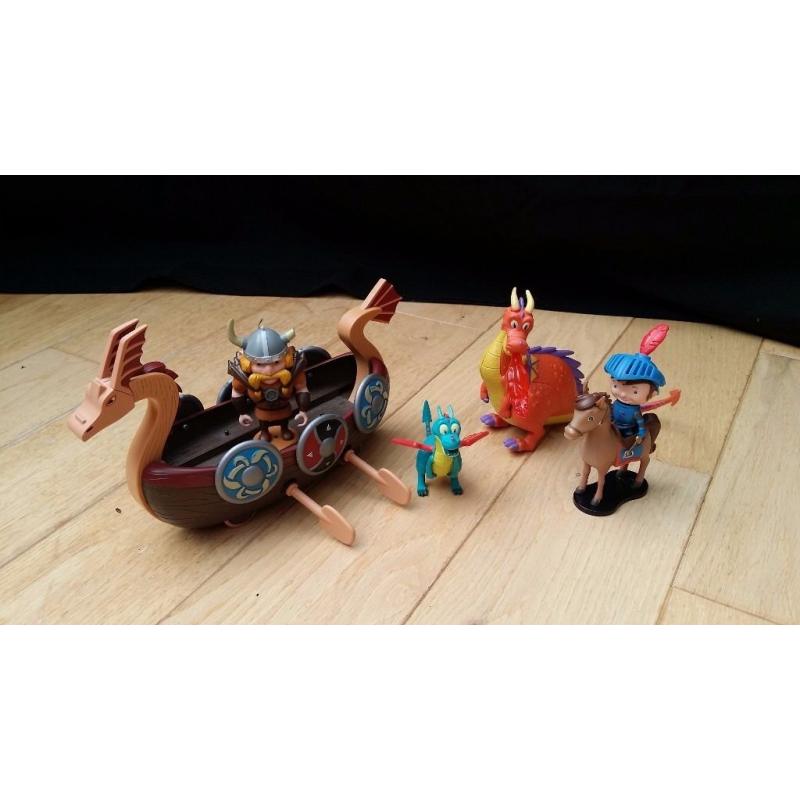Mike the Knight Longboat Adventure Playset AND Mike on Galahad AND Squirt and Sparkie ! - Toys