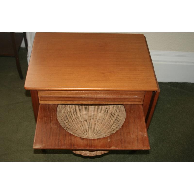 small kitting / sewing table- free.