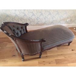 Unholstered Chaise Longue with carved wood