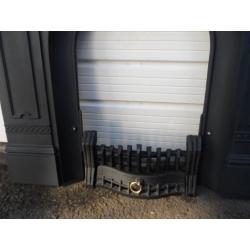 CAST IORN FIRE SURROUND