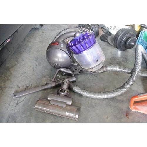 Dyson DC 39 hoover, all floor types