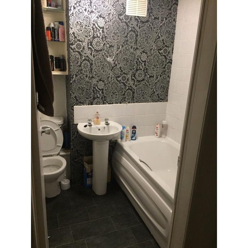 Double Room To Rent