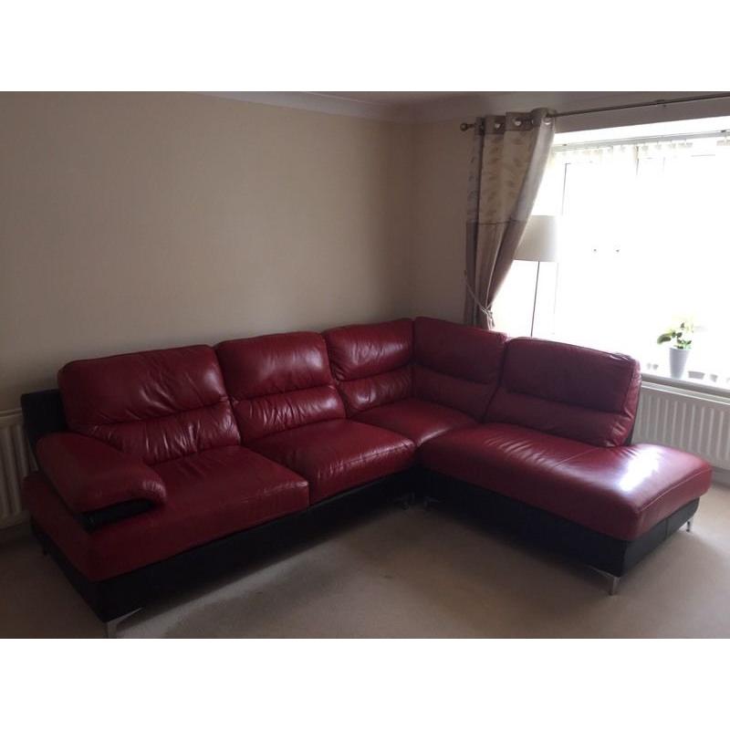 Red & Black Leather 5 Seater Corner Sofa