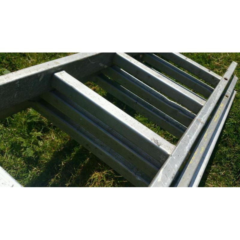 3 8ft ladders