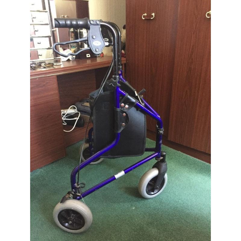 Mobility walker