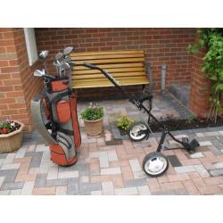 Golf starter set complete with bag and trolley