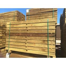 Feather Edge Pressure Treated Wooden/ Timber Fencing Boards/ Panels/ Pieces