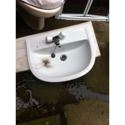 vanity unit sink with taps
