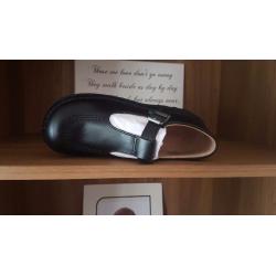 Girls kickers school shoes size 13