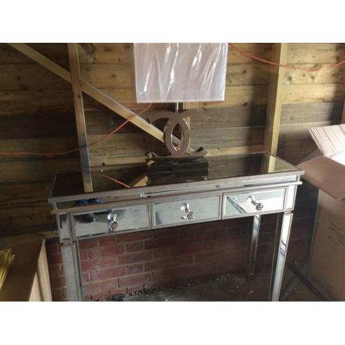 NEE BOXED VENETIAN MIRRORED CONSOLE /HALL TABLE. SILVER EGDED.