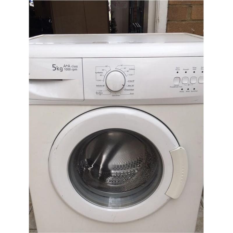 Nice clean washing machine