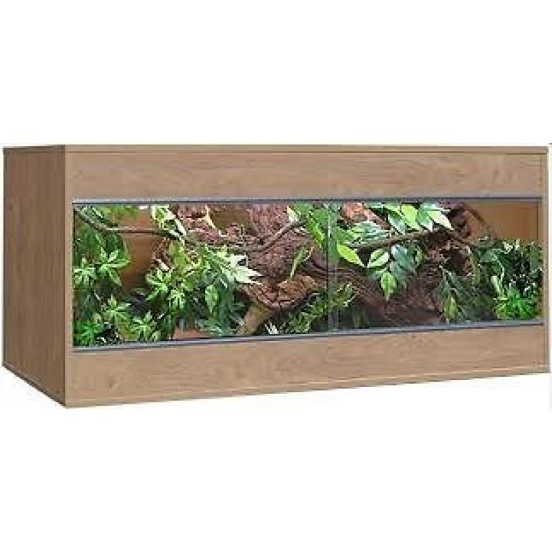 Immaculate Reptile Cage