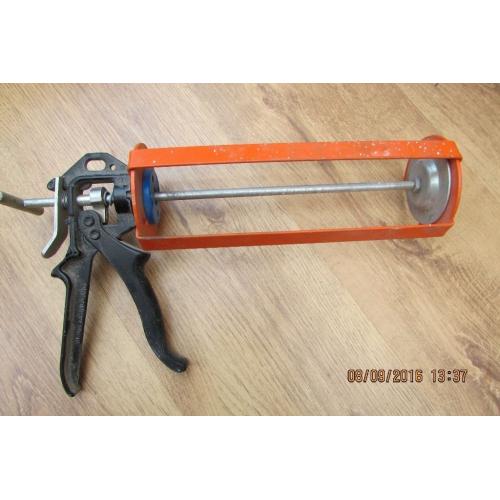 HEAVY DUTY APPLICATION GUN