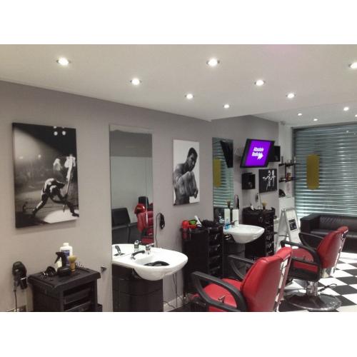 BARBER REQUIRED FOR BUSY SOUTHSIDE SHOP