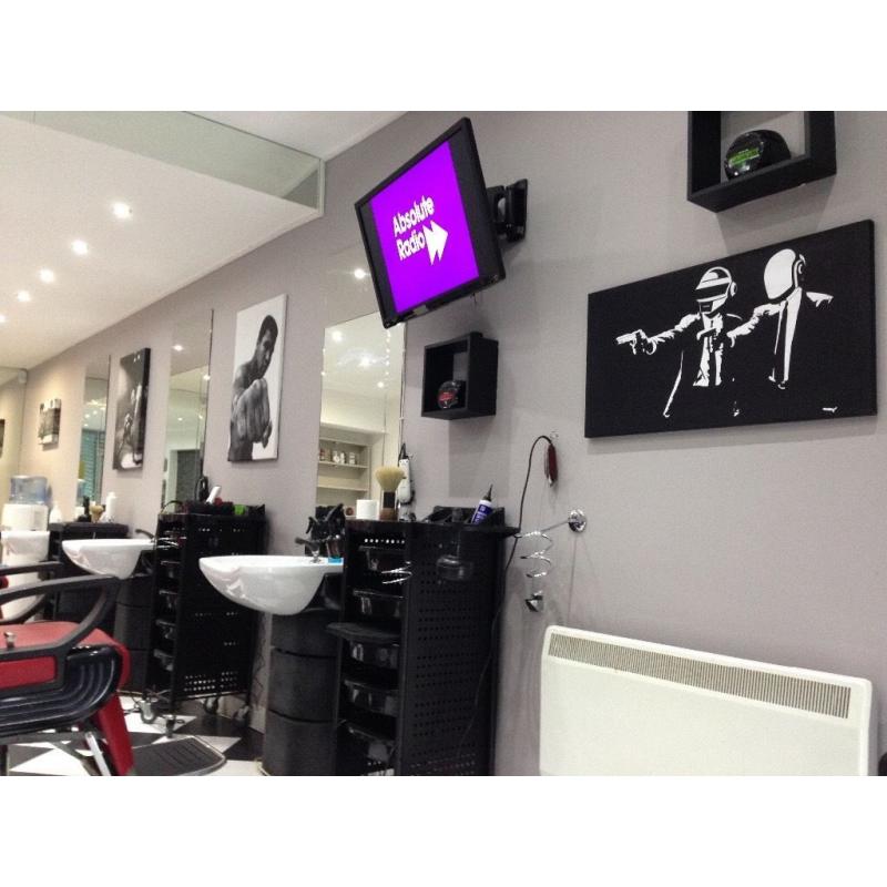 BARBER REQUIRED FOR BUSY SOUTHSIDE SHOP