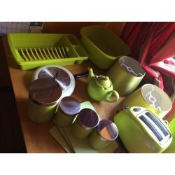 Full kitchen set