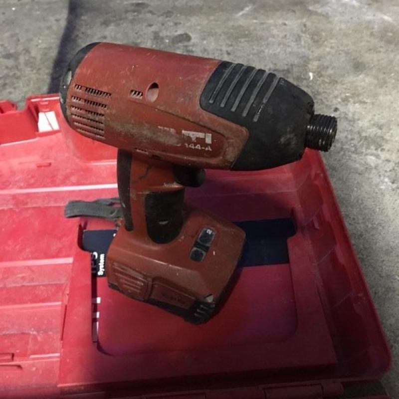 Hilti Impact driver