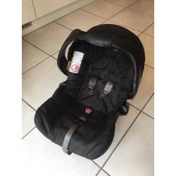 Graco car seat and base unit