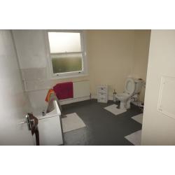CCCCCCCCC SINGLE ROOM IN SHEPHERDS BUSH, ZONE 2 CCCCCCCCC
