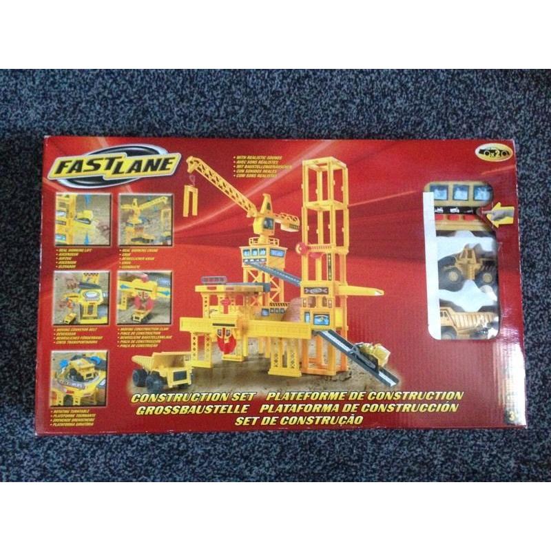 BNIB Fast Lane Construction Set
