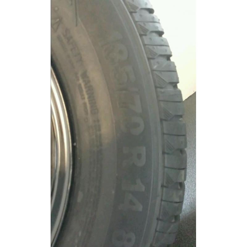 Vauxhall wheel and tyre