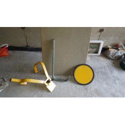 Caravan wheel lock