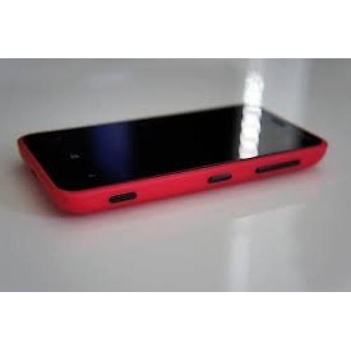 red nokia lumia 620