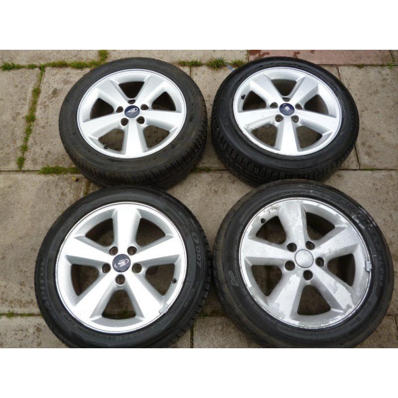 FORD 16" 5 STUD ALLOY WHEELS WITH MINT TYRES