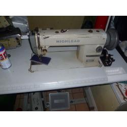 WALKING FOOT INDUSTRIAL HIGHLEAD SEWING MACHINE( Ideal for upholstery, Hand Bags, Bouncy Castles